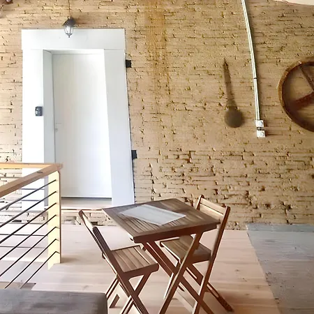 A Saint-jory, 25 M², Piscine Partagee *