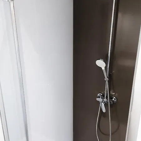 A Saint-jory, 25 M², Piscine Partagee Saint-Jory